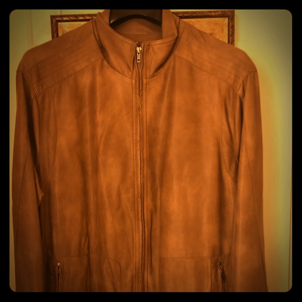 NWOT Men’s XLT  Round Tree York Brown